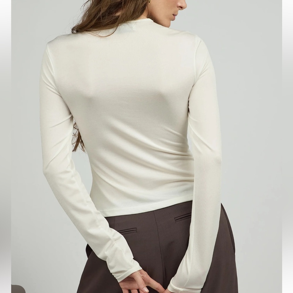 Elodie White Long Sleeve Top - Picture 2 of 8